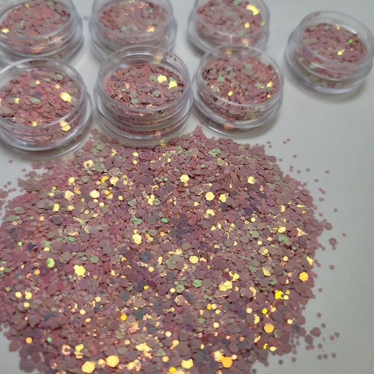 glitters