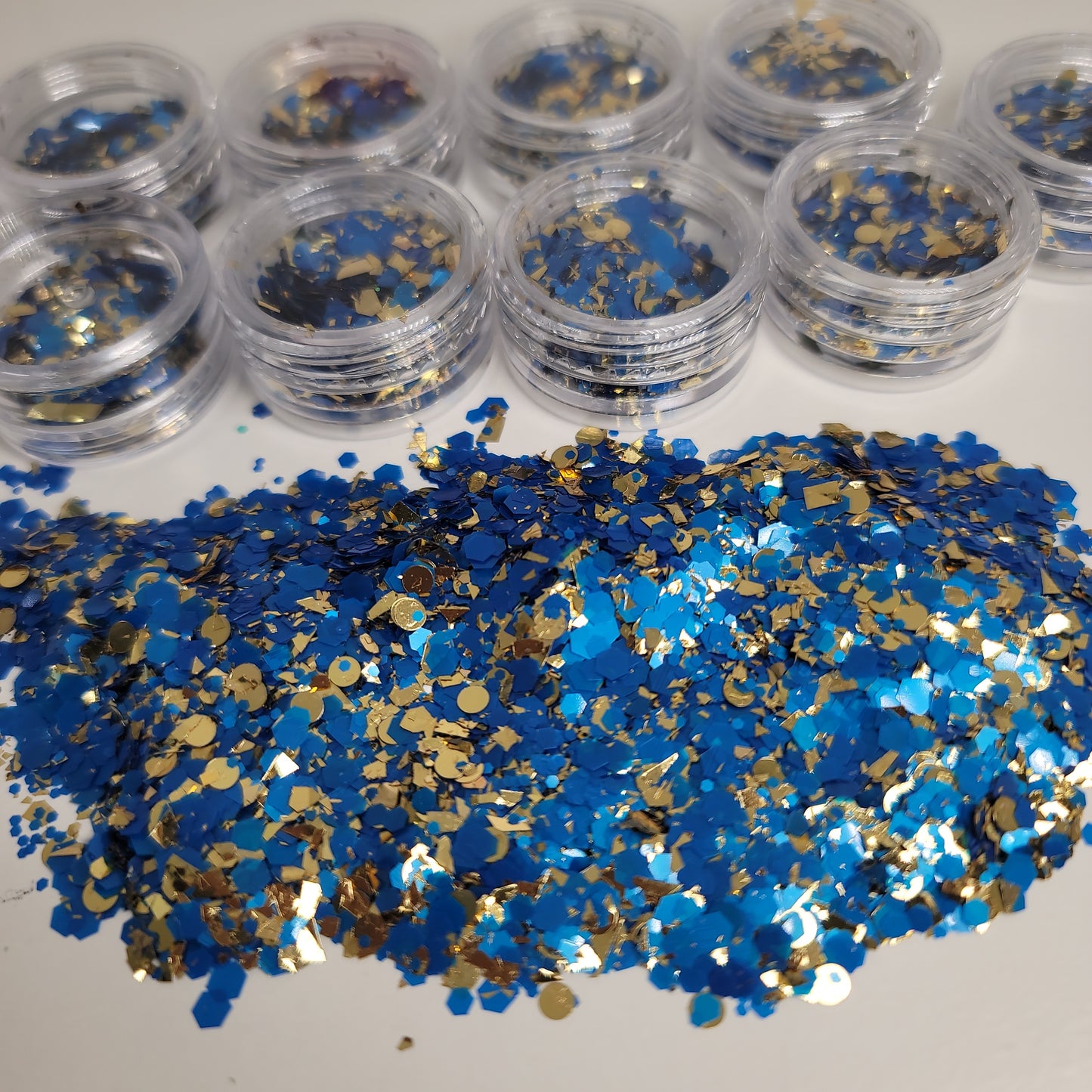 glitters 2