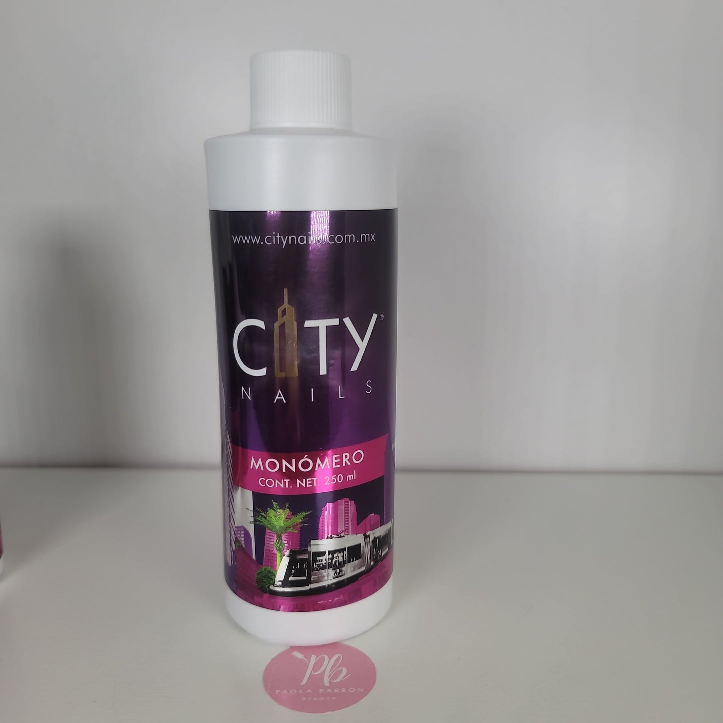 City nails monomer