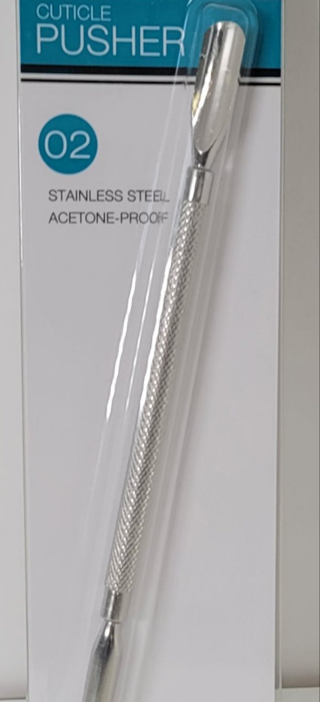 Cre8tion cuticle pusher 02